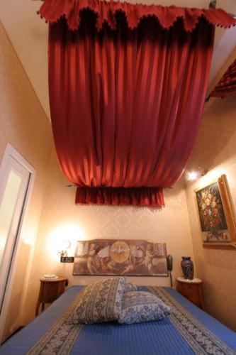 Ares Hotel Nápoles