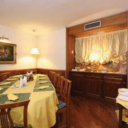 Suite Esedra 